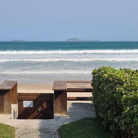 Pe Na Areia Praia Geriba Buzios Luaran gambar